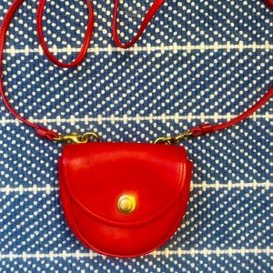 vintage Coach crossbody bag